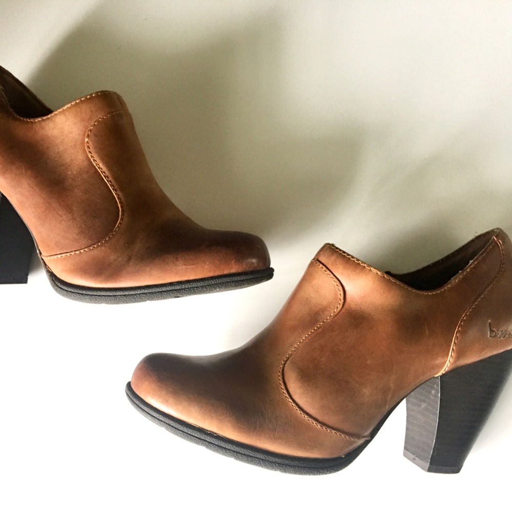 b.o.c. Brown Leather Booties/Ankle Boots